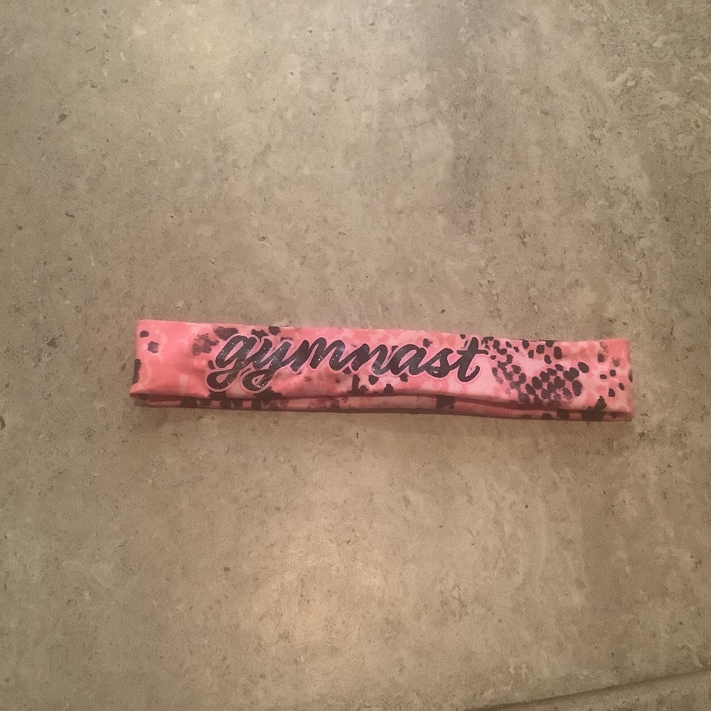🎉Gymnast pink and black print headband
